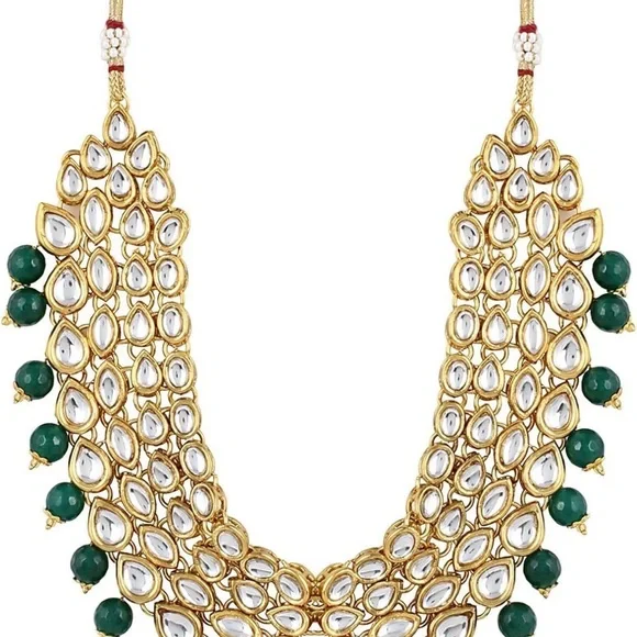 Kundan Gold and Green Necklace Set - Picture 3 of 4
